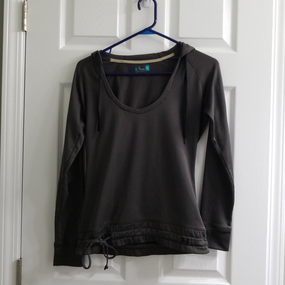 Long sleeve boat neck pullover